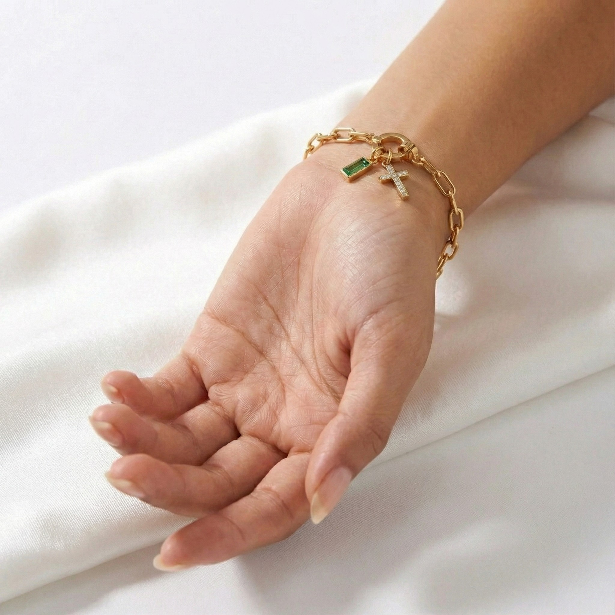 Bracelet AX à maillons croix et pierre de naissance